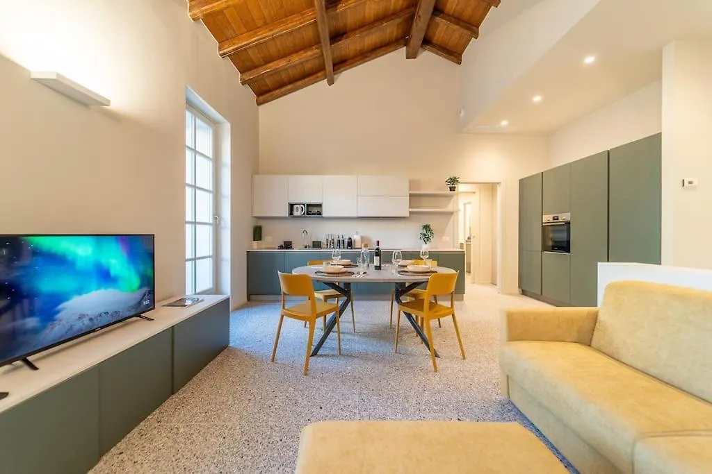 Elegante Loft A 200 A Metri Dal Duomo Apartment Como