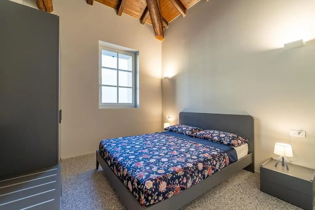 Elegante Loft A 200 A Metri Dal Duomo Apartment Como 0*,  Italy