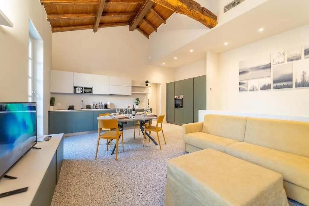 Elegante Loft A 200 A Metri Dal Duomo Apartment Como