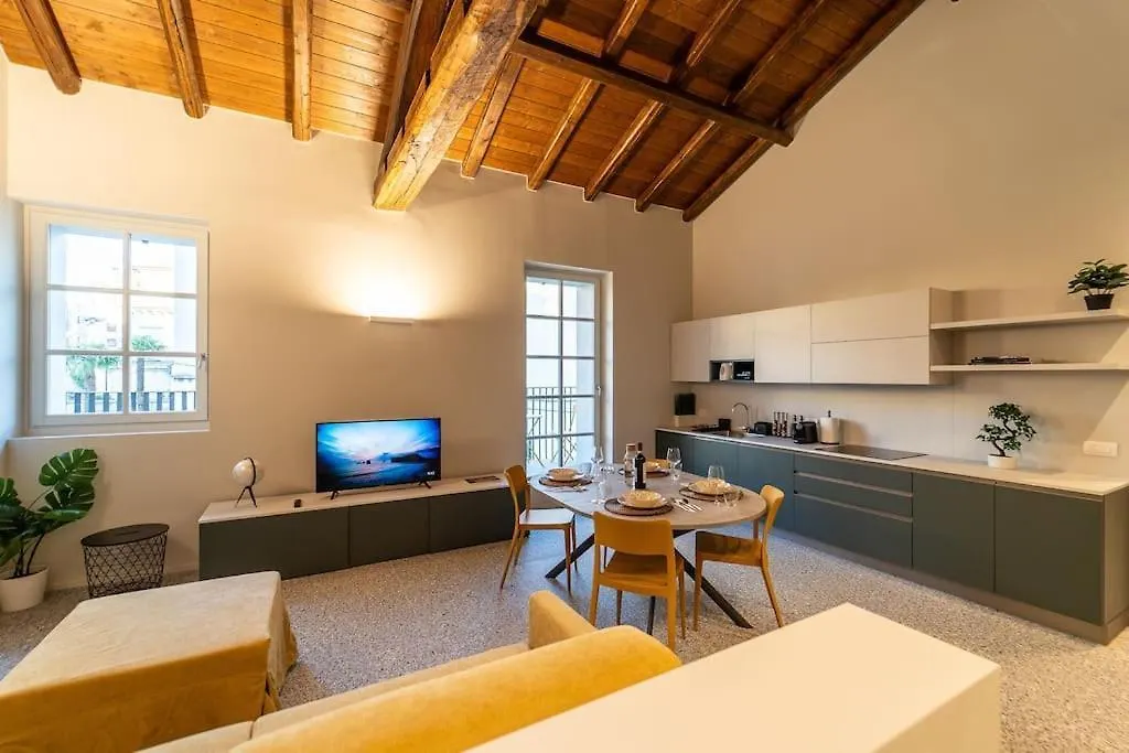 Elegante Loft A 200 A Metri Dal Duomo Apartment Como Italy