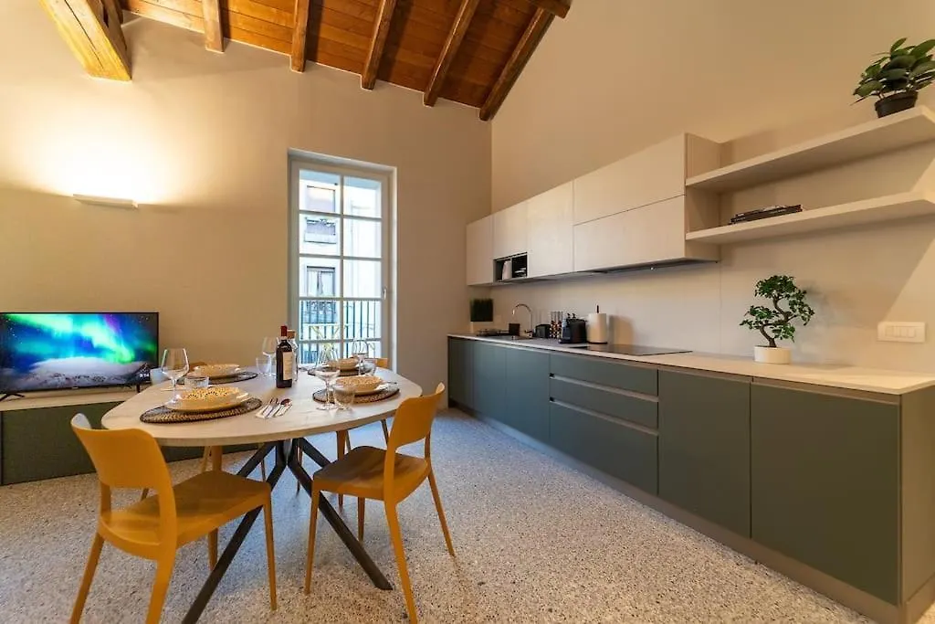 Elegante Loft A 200 A Metri Dal Duomo Apartment Como
